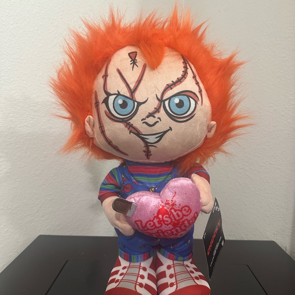 CHUCKY VALENTINE GREETER
